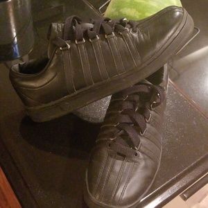 Classic K Swiss Tennis Shoes